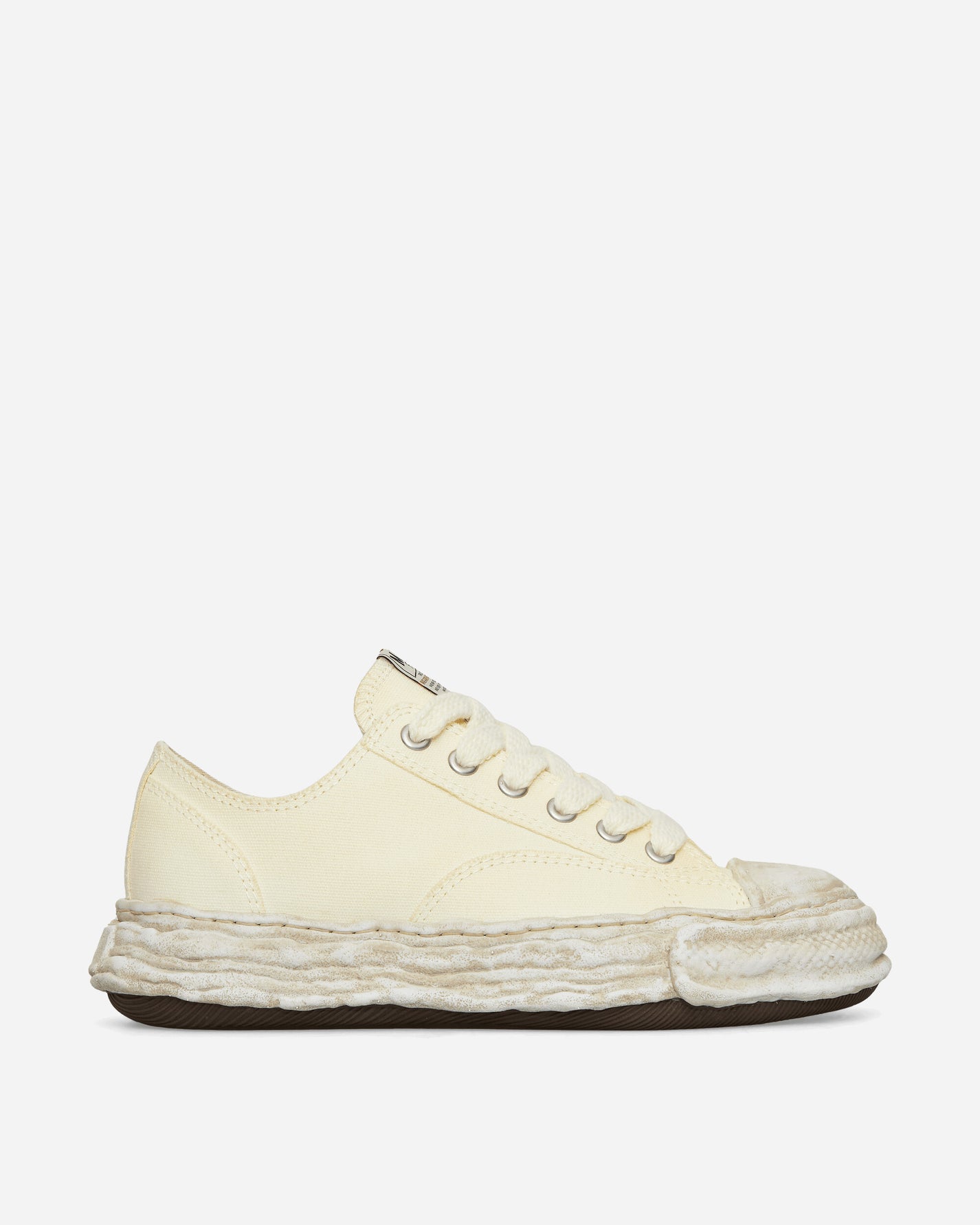 Maison MIHARA YASUHIRO Peterson 23 Low/ Original Sole Canvas Garment Dye Low-Top Sneaker White Sneakers Low A12FW706 WHITE