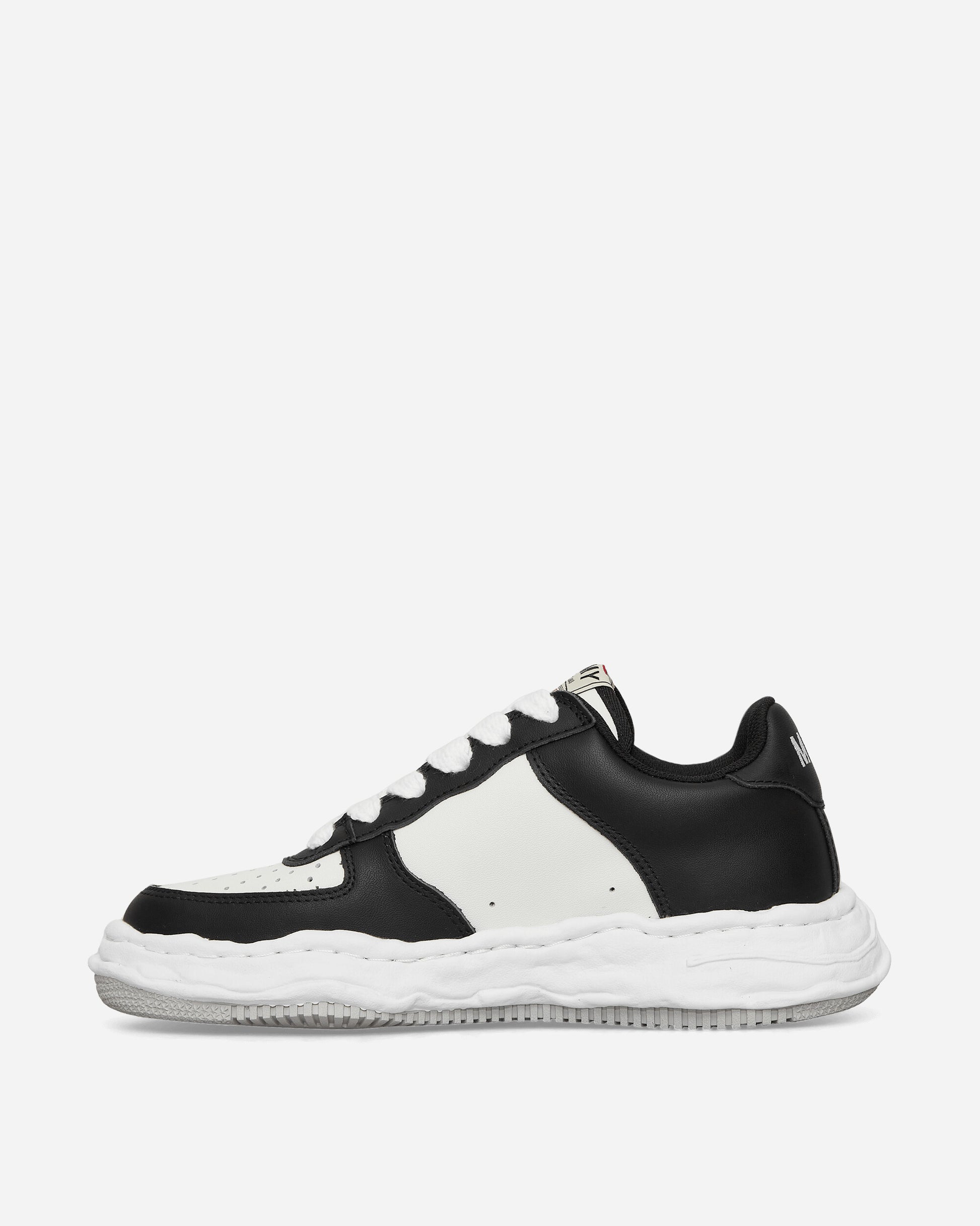 Maison MIHARA YASUHIRO Wayne Low/Original Sole Cow Leather Low-Top Sneaker Black/White Sneakers Low A08FW706 BLACKWHITE