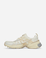 Nike Wmns W Nike V2K Run Pale Ivory/Coconut Milk Sneakers Mid HQ1512-110